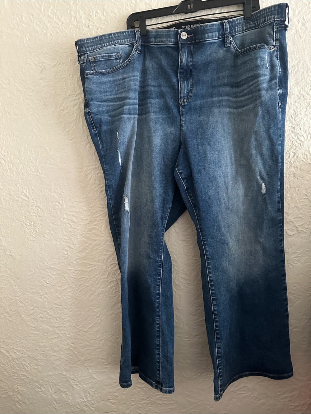 Torrid Sky High Kick Boot Cut Jeans Vortex Medium Wash Super Soft NWT 26 TALL